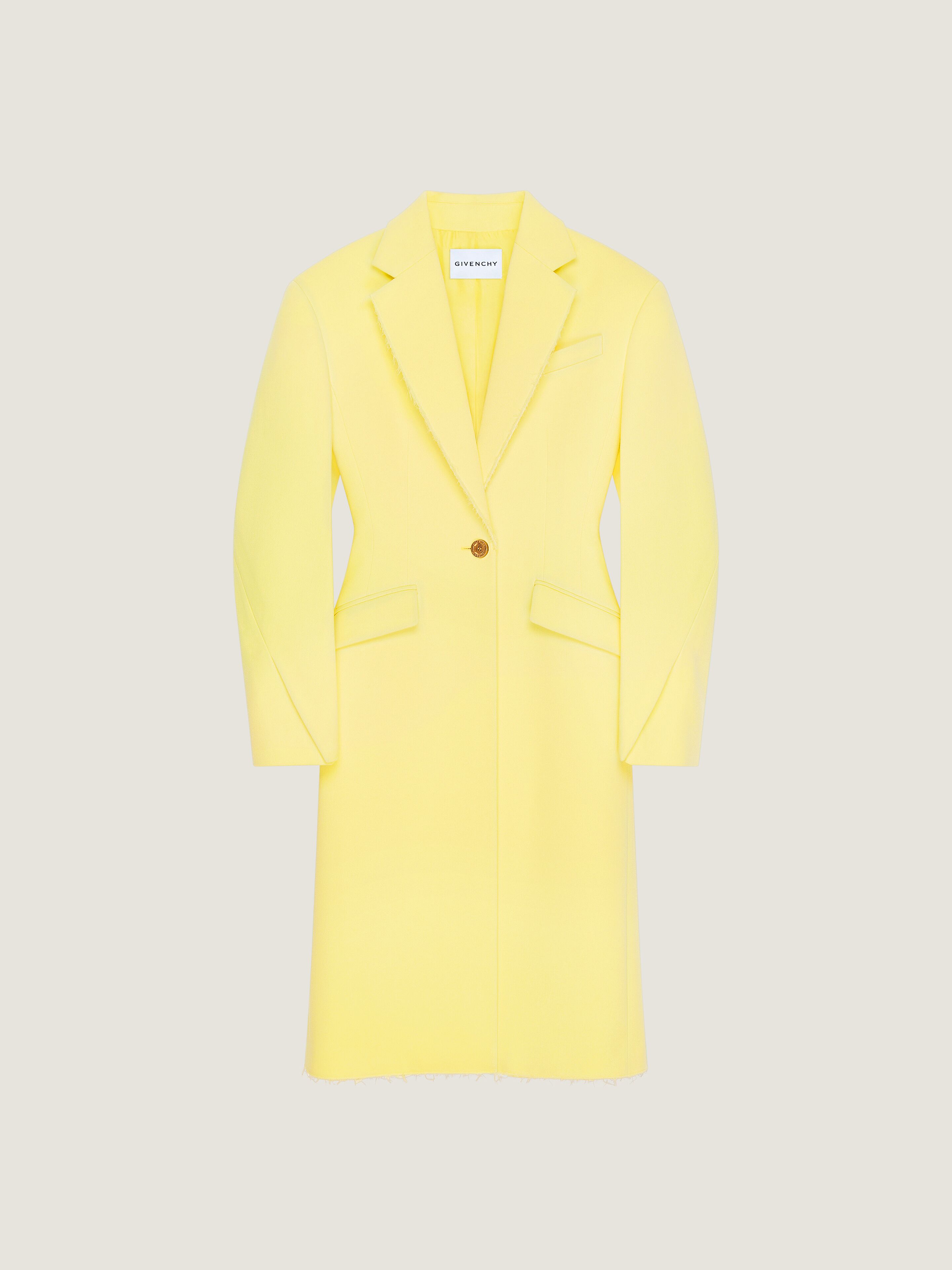 Cocoon fitted coat in wool